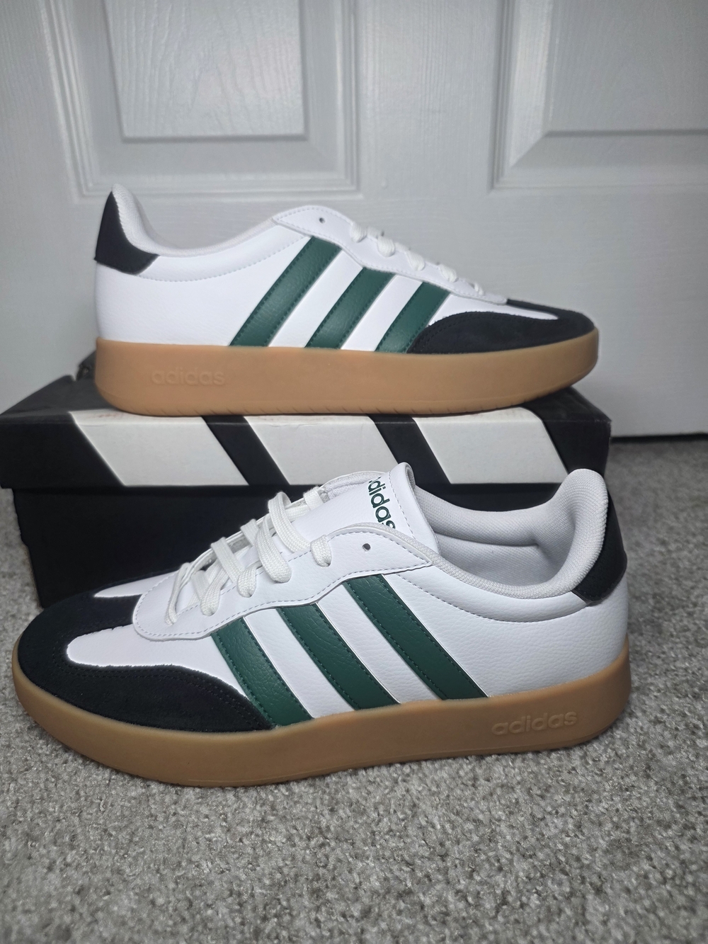 Size 9.5-adidas Barreda Men's Low Top Lace-Up Sneakers White/Green/Black Gum